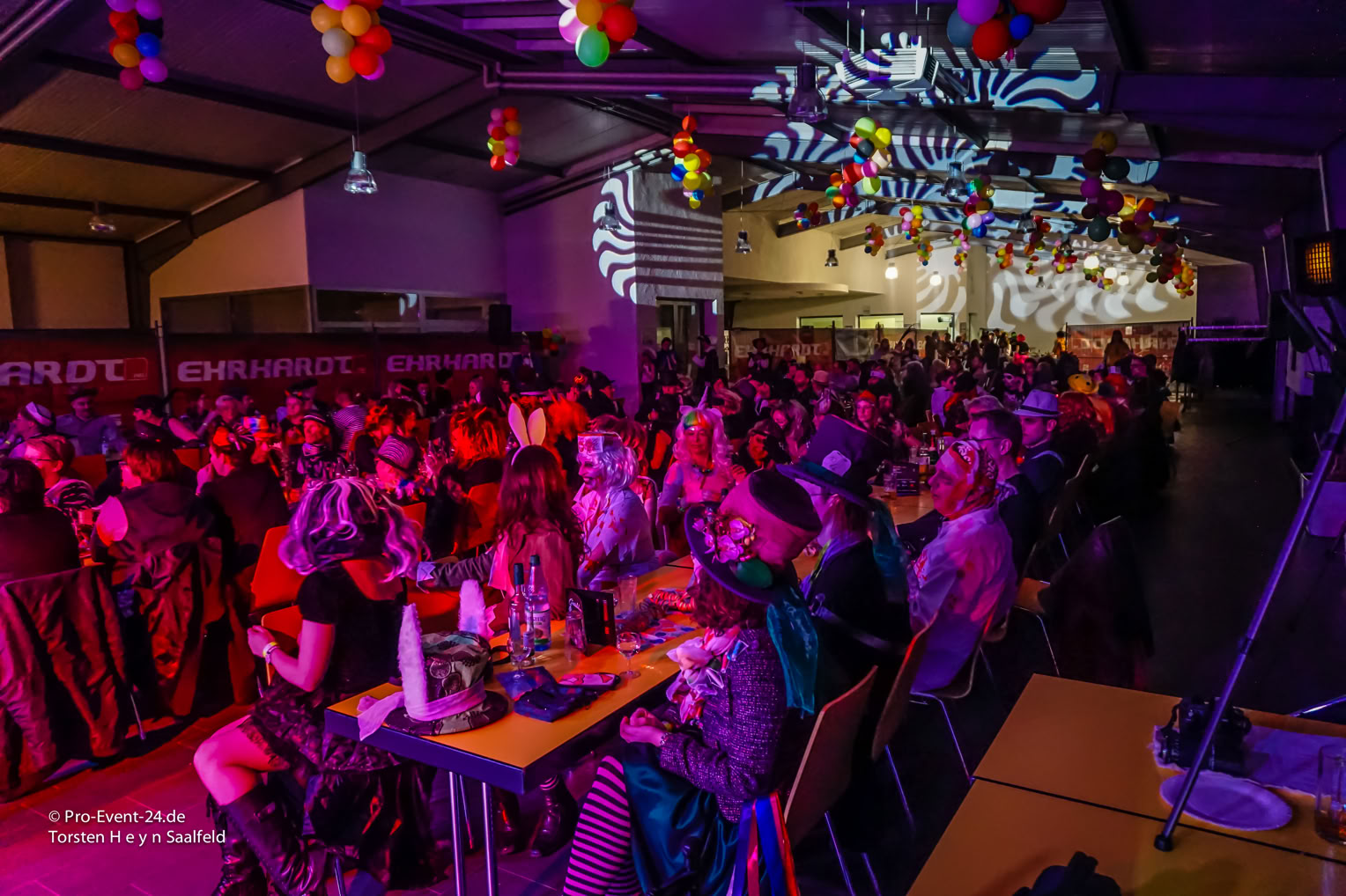 Pro-Event-24 Ihr professioneller Partner für Ihr Event – Eventplanung, Hochzeiten, Familienfeiern, Jubiläen, Geburtstage, Firmenfeiern, Ambientebeleuchtung, Architekturbeleuchtung, Fassadenbeleuchtung, Fassadenfeuerwerke, Musikfeuerwerke, Lasershows, Moderation, Promotion, Beschallungen, Luftaufnahmen, Luft- Videos, Mobildiscothek