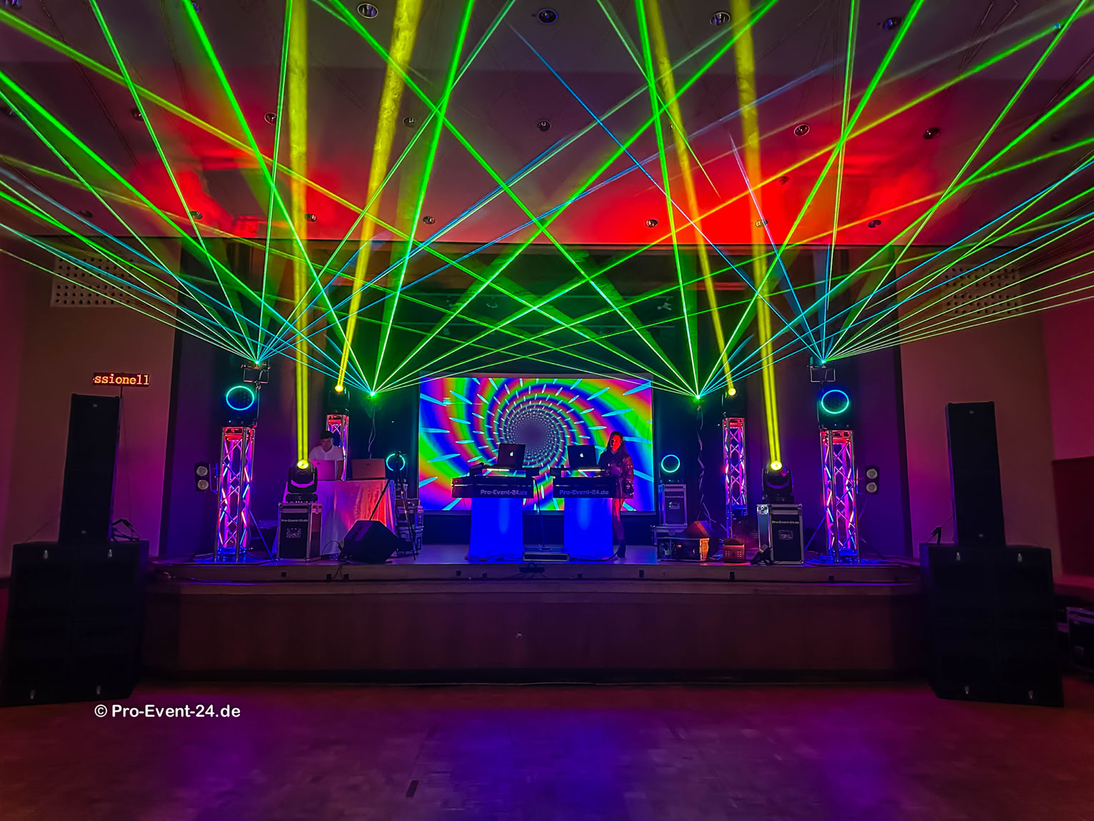 Pro-Event-24 Ihr professioneller Partner für Ihr Event – Eventplanung, Hochzeiten, Familienfeiern, Jubiläen, Geburtstage, Firmenfeiern, Ambientebeleuchtung, Architekturbeleuchtung, Fassadenbeleuchtung, Fassadenfeuerwerke, Musikfeuerwerke, Lasershows, Moderation, Promotion, Beschallungen, Luftaufnahmen, Luft- Videos, Mobildiscothek